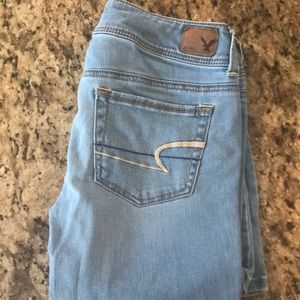 American eagle light blue jeans